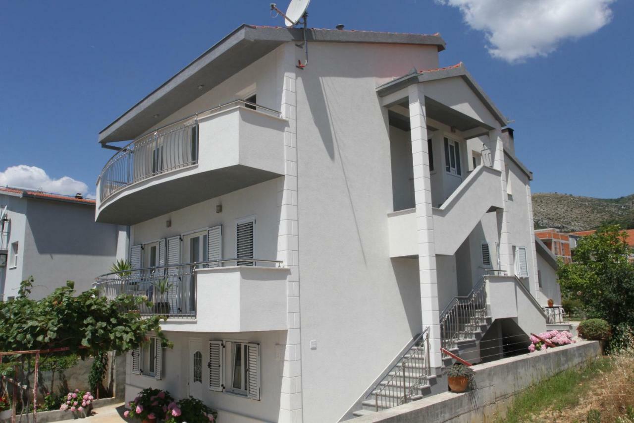 Apartman Karic Трогир Экстерьер фото